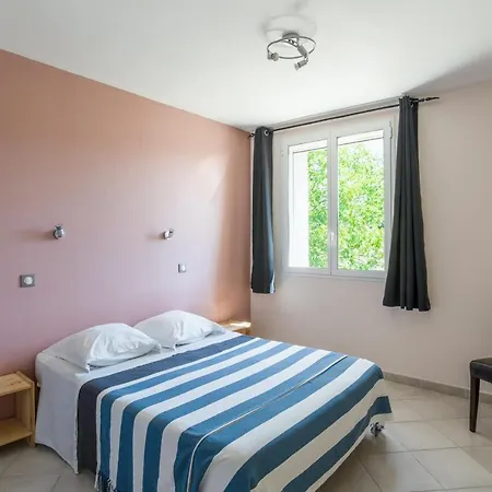 Charmante A Avec Piscine Privee La Tour-d'Aigues